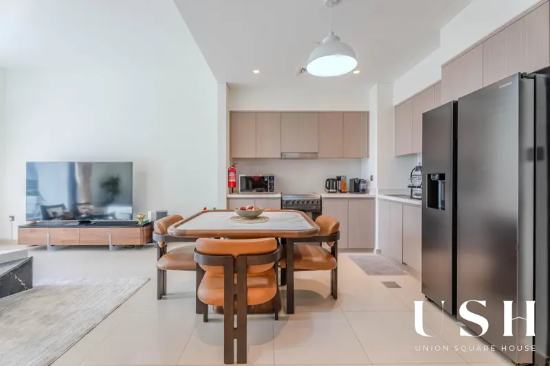 furnished-all-bills-included-high-floor-2br-2.webp