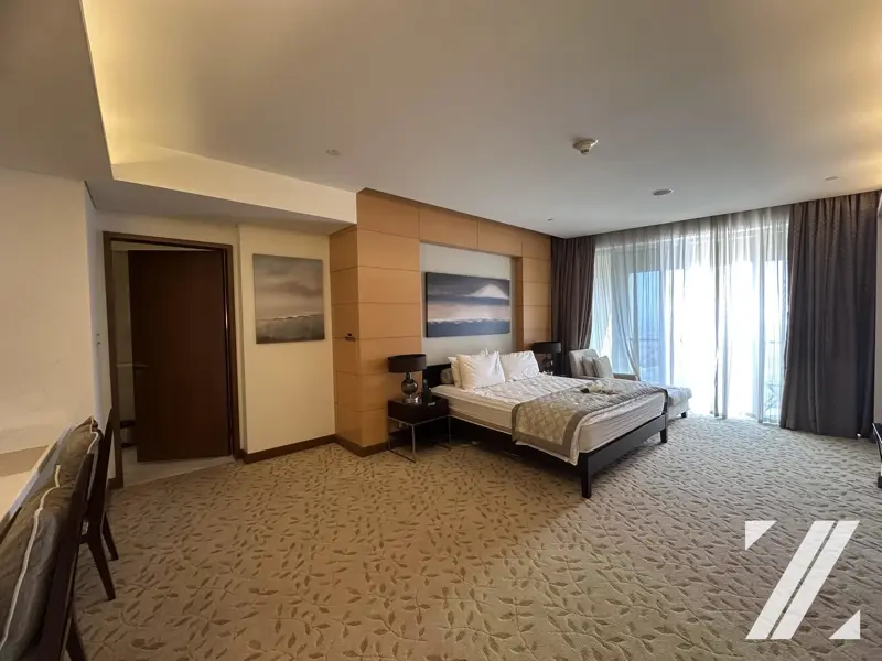 furnished-studio-i-high-floor-i-luxurious-living.webp