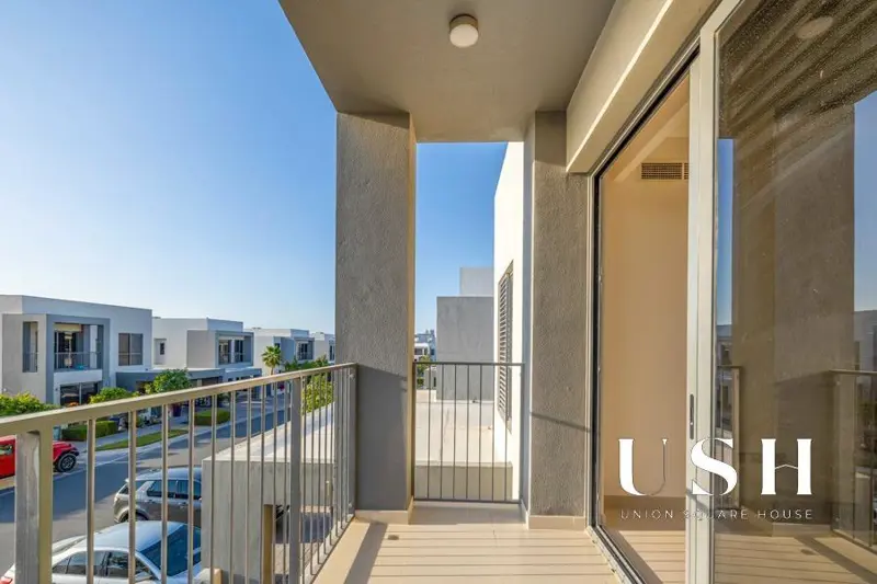 genuine-listing-4br-type-e3-single-row-1.webp