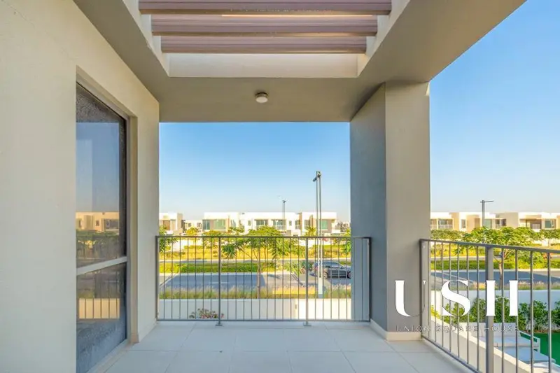 genuine-listing-4br-type-e3-single-row-1.webp