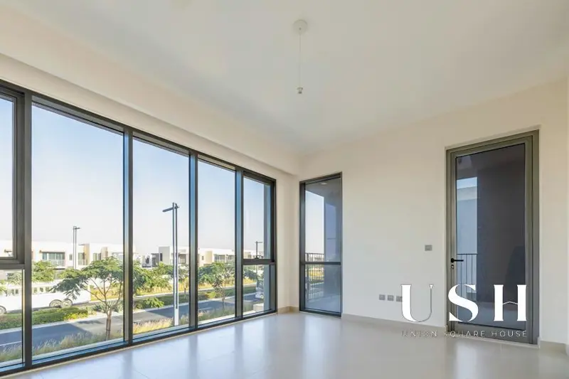 genuine-listing-4br-type-e3-single-row-1.webp
