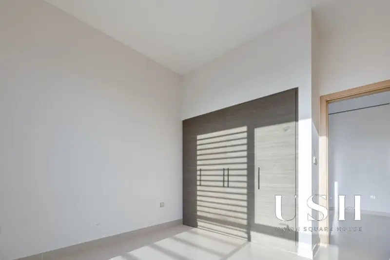 genuine-listing-4br-type-e3-single-row-1.webp