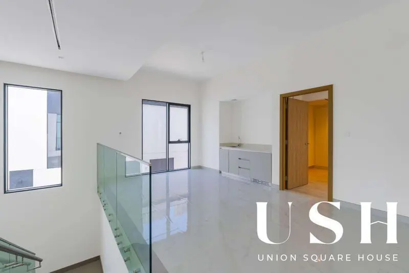 genuine-resale-4br-vip-location-corner-villa-3.webp