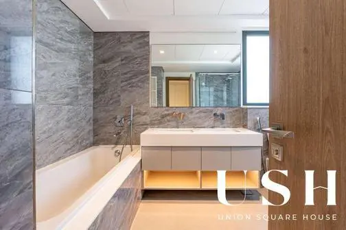 genuine-resale-4br-vip-location-corner-villa-4.webp