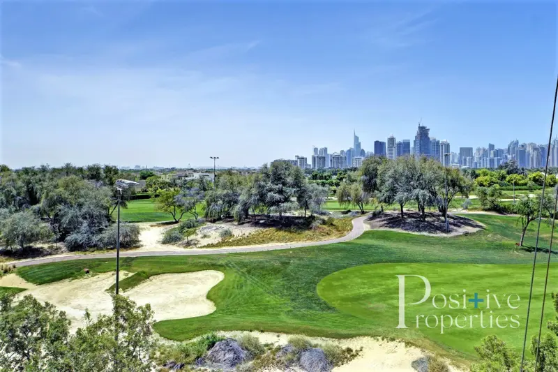 golf-course-canal-view-3-balconies.webp