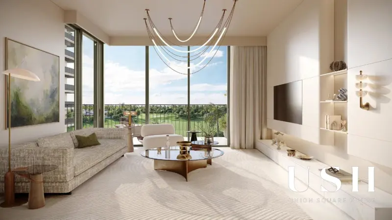 golf-view-luxury-living-near-the-airport-1.webp