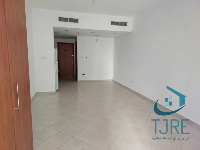 good-roi-l-vibrant-spacious-l-affordable-bright.webp