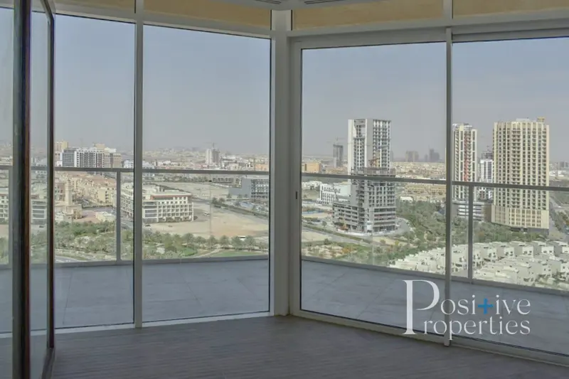 great-roi-high-floor-available-now-call.webp