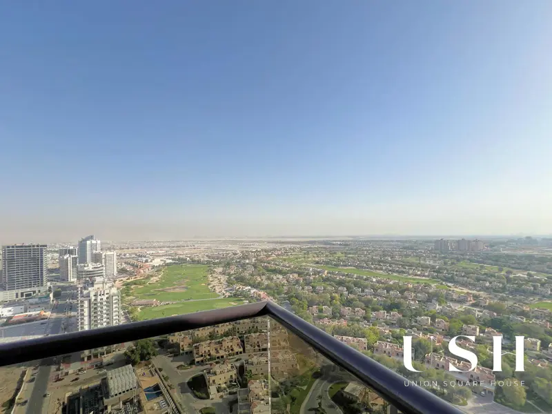 handover-soon-highest-floor-golf-course-view-2.webp