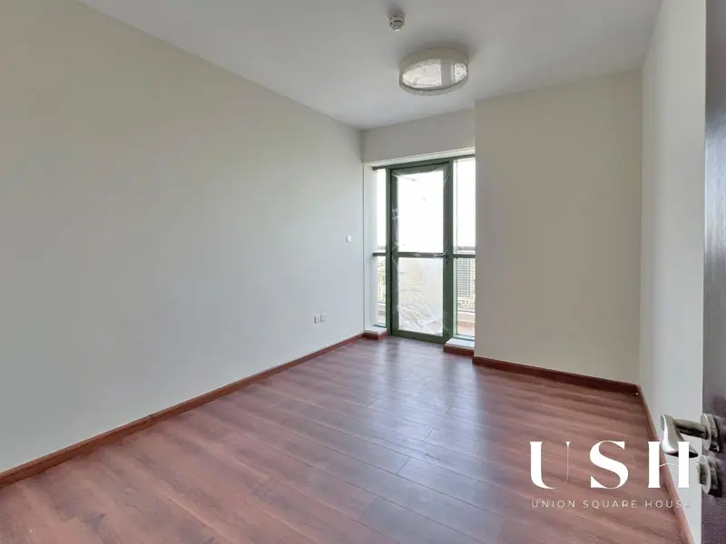 handover-soon-highest-floor-golf-course-view-2.webp