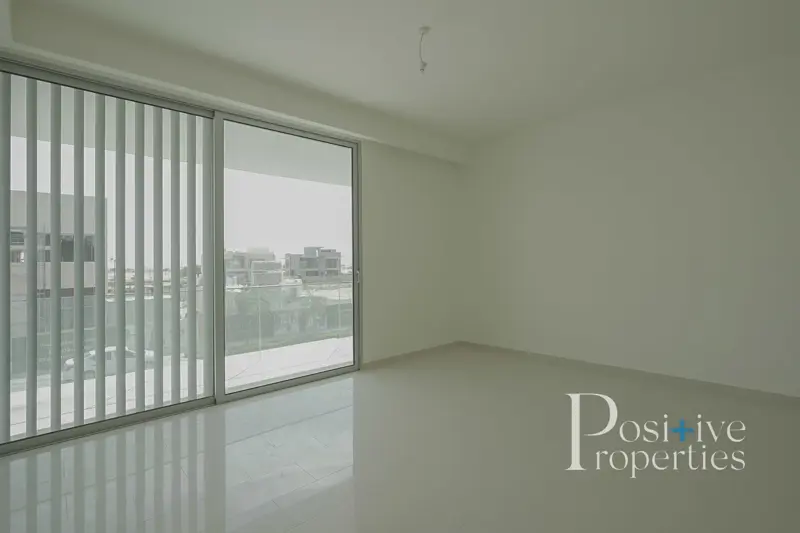 high-end-luxurious-villaprivate-poolburj-k-view.webp