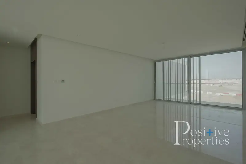 high-end-luxurious-villaprivate-poolburj-k-view.webp