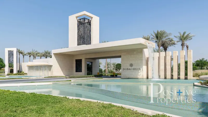 high-end-luxurious-villaprivate-poolburj-k-view.webp