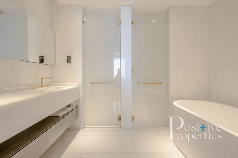 high-floor-07-layout-sunset-views.webp