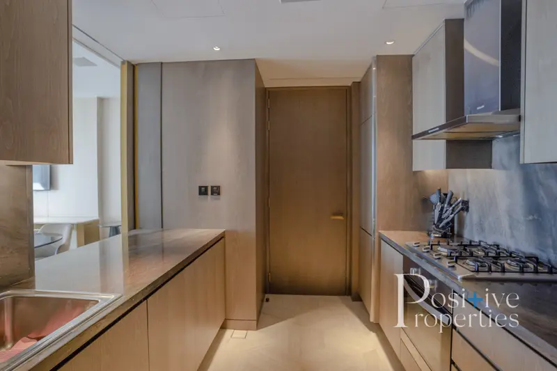 high-floor-07-layout-sunset-views.webp