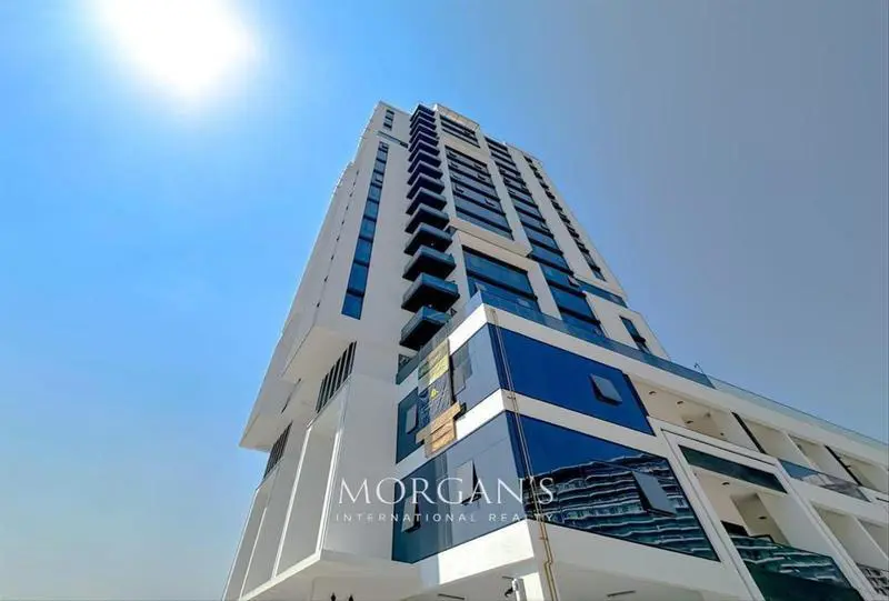high-floor-brand-new-building-multiple-units.webp