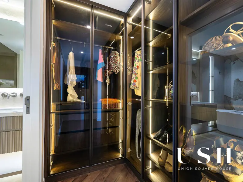 high-floor-burj-view-upgraded-furnished-1.webp