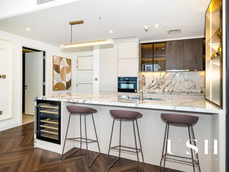 high-floor-burj-view-upgraded-furnished-1.webp