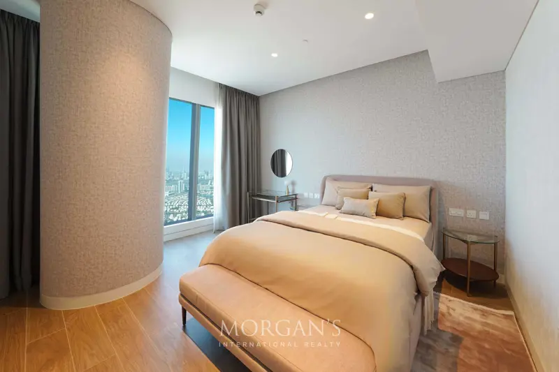 high-floor-furnished-unit-luxurious-layout.webp