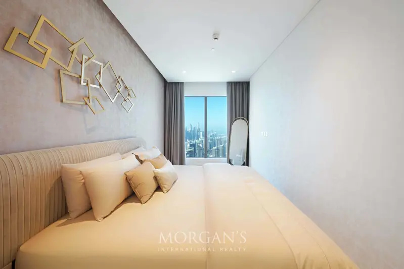 high-floor-furnished-unit-luxurious-layout.webp