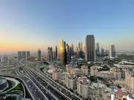 high-floor-i-sea-difc-views-i-ready-to-lease.webp