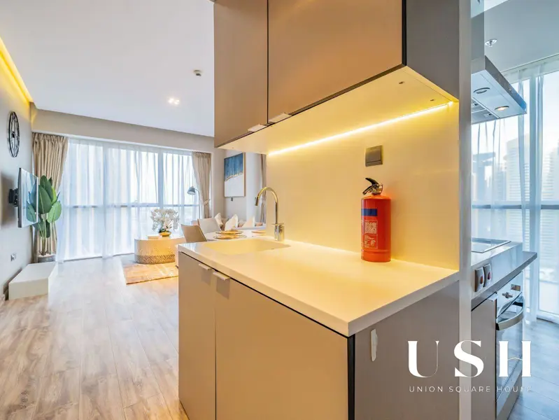 high-floor-open-view-upgraded-dubai-marina-1.webp