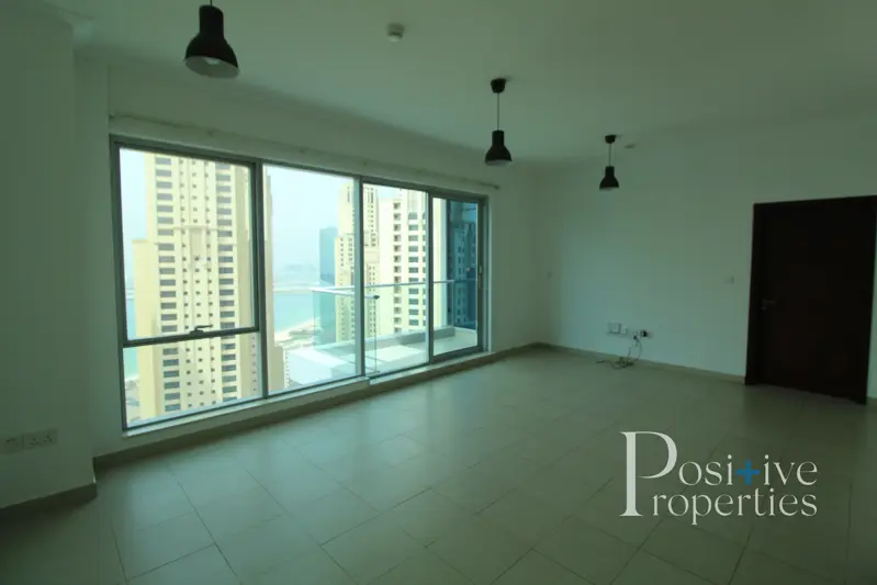 high-floor-sea-view-spacious-1bed-chiller-free.webp