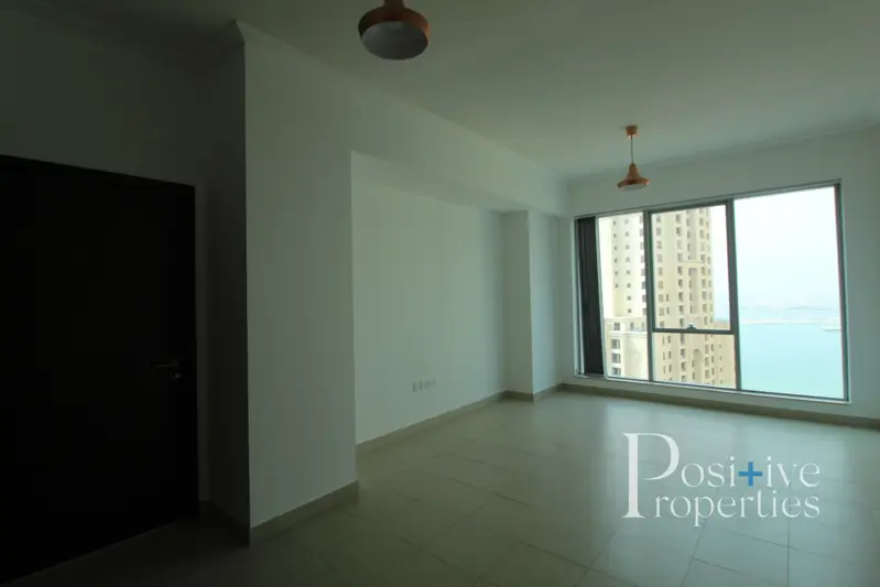 high-floor-sea-view-spacious-1bed-chiller-free.webp