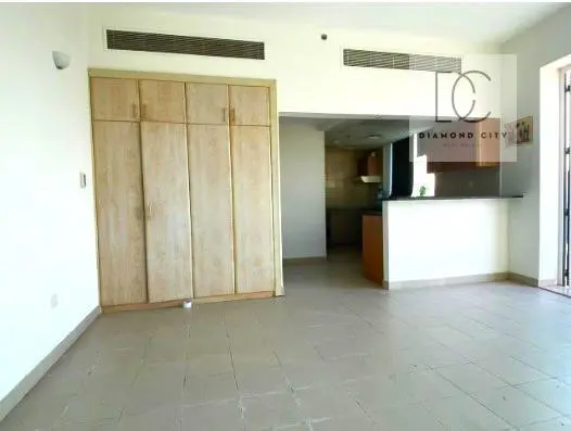 high-floor-spacious-layout-rented-1.webp