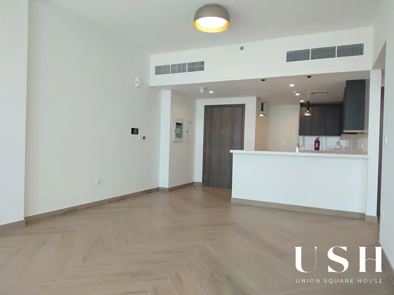 higher-floor-community-view-close-to-metro-1.webp
