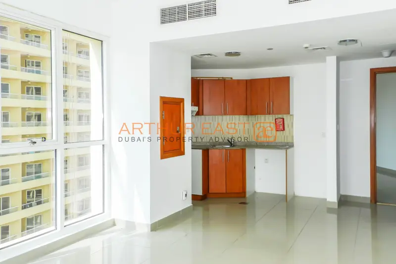 investment-offer-1-bedroom-lakeside-tower.webp