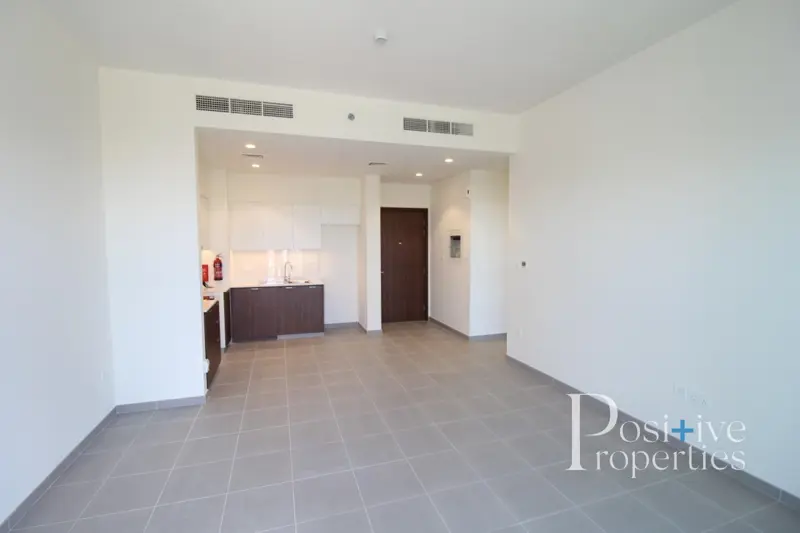 investor-deal-brand-new-tower-full-park-view.webp