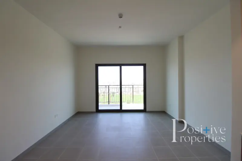 investor-deal-brand-new-tower-full-park-view.webp