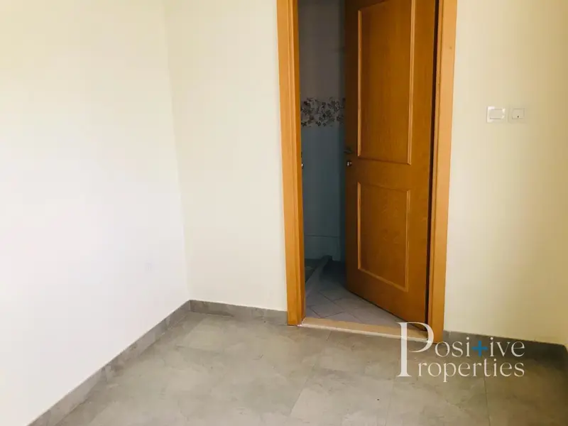 large-plot-green-garden-5-bed-one-month-free.webp
