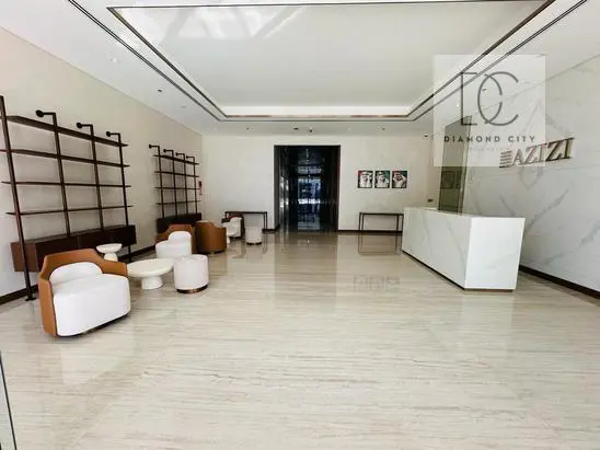 large-space-prime-location-brand-new-1.webp