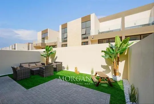 luxurious-4-br-ready-unit-fully-furnished-vot.webp