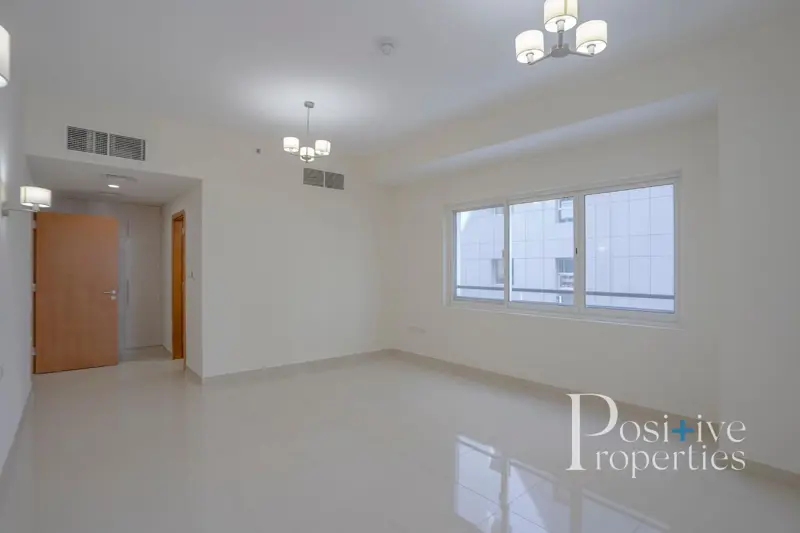 luxury-2-bhk-chiller-free-close-kitchen-near-moe.webp