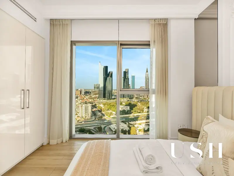 luxury-3-bed-unit-designer-furnished-phpp-1.webp