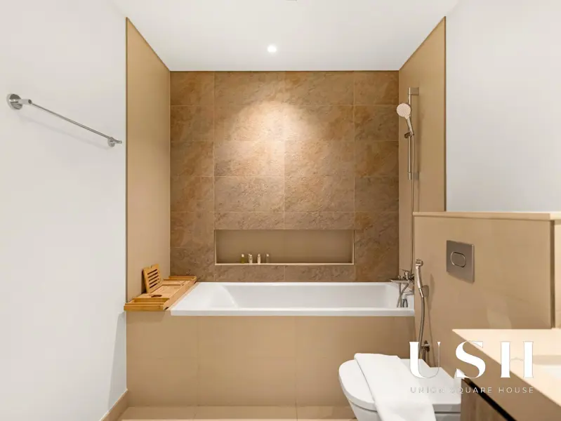 luxury-3-bed-unit-designer-furnished-phpp-1.webp
