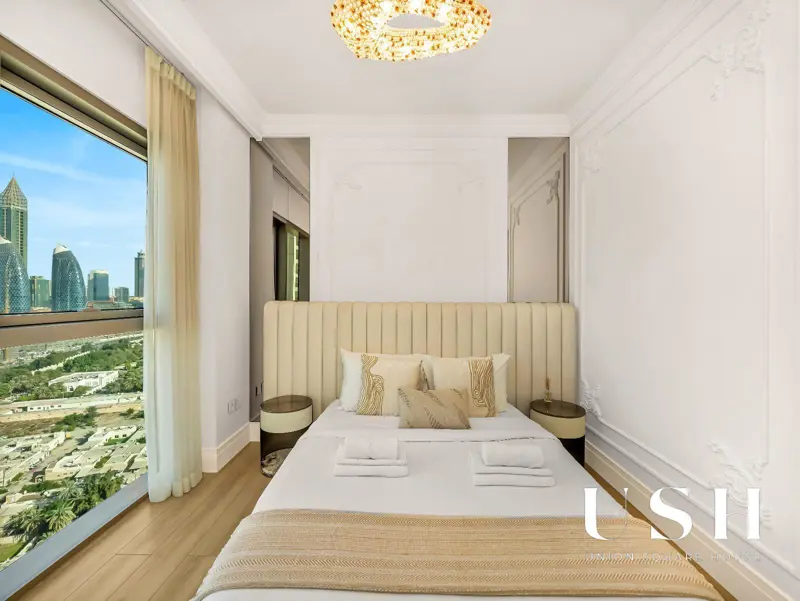 luxury-3-bed-unit-designer-furnished-phpp-1.webp