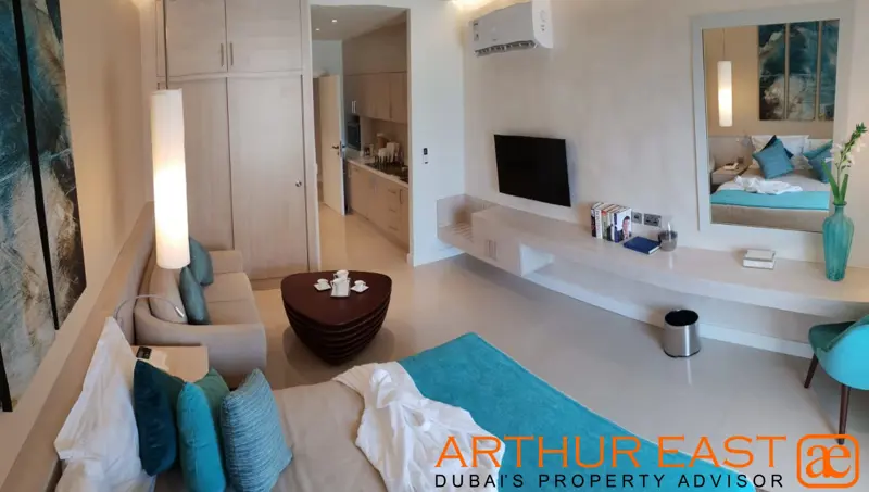 luxury-3-bedroom-i-emirates-golf-view.webp