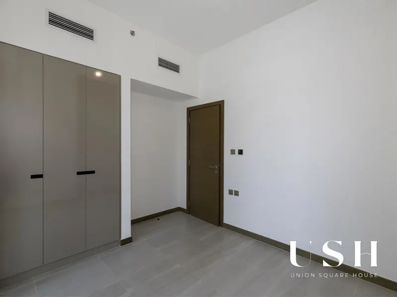 luxury-3br-amazing-canal-view-corner-unit.webp