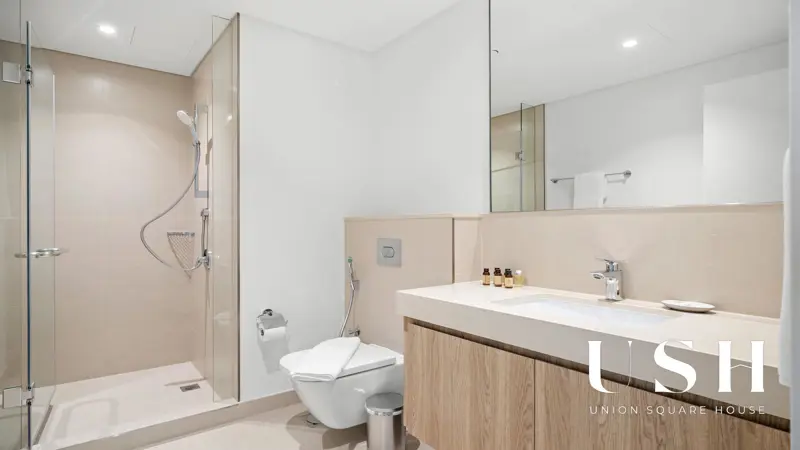luxury-3br-fully-furnished-burj-khalifa-view-1.webp
