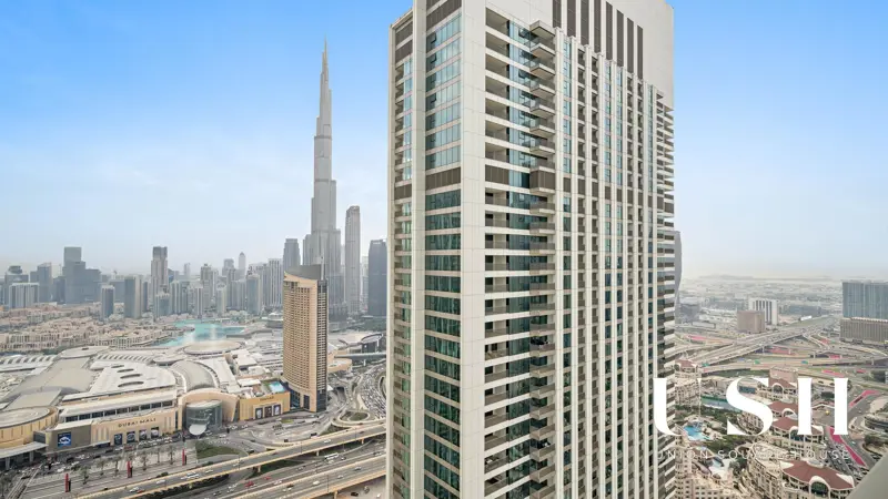 luxury-3br-fully-furnished-burj-khalifa-view-1.webp