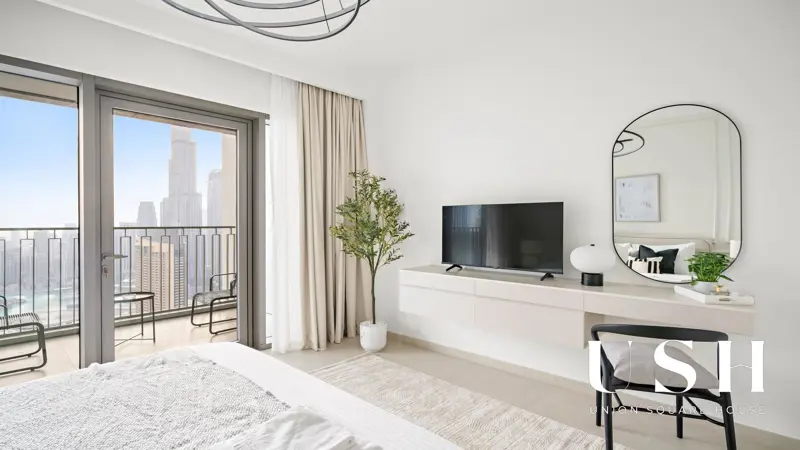 luxury-3br-fully-furnished-burj-khalifa-view-1.webp