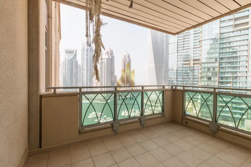 marina-view-bright-high-floor-spacious-3.webp