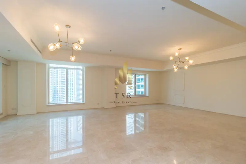 marina-view-bright-high-floor-spacious-3.webp