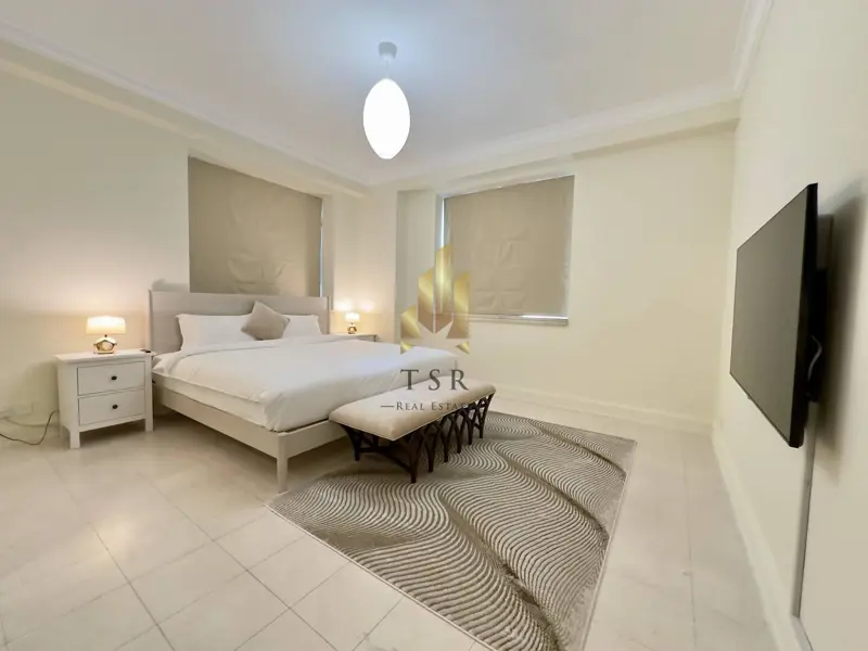 marina-view-spacious-unit-maid-room-furnished.webp