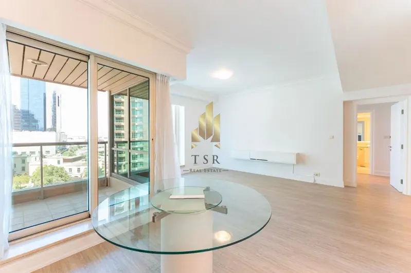 marina-view-spacious-unit-study-upgraded-1.webp
