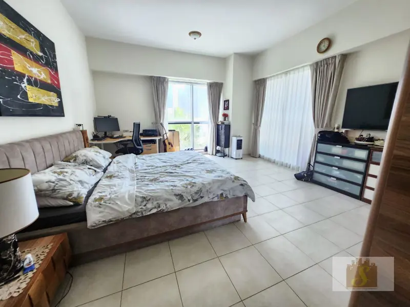 massive-3-bed-maids-lower-floor.webp